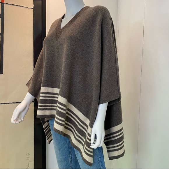 Vince Brown/Cream Striped Poncho NWT - Picture 2 of 6